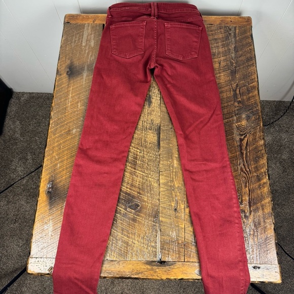 Vince Women’s Skinny Jeans Red Size 26 Mid-Rise Stretch Denim Pants - Picture 4 of 9